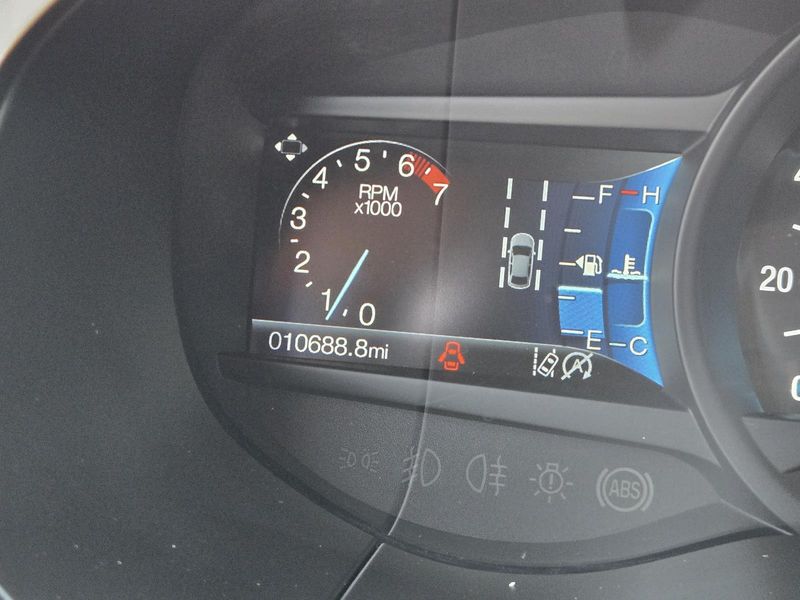 Used 2023 Ford Edge SE AWD