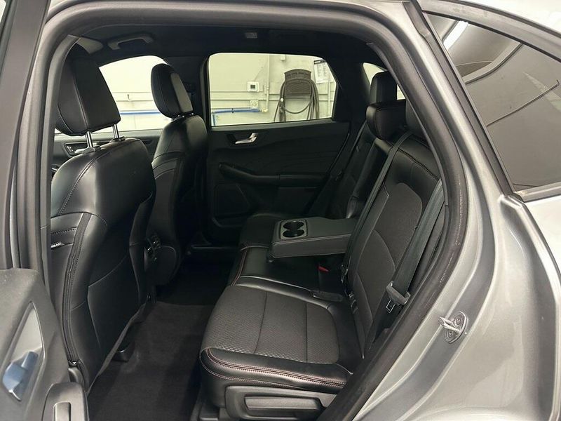 2024 Ford Escape ST-LineImage 23
