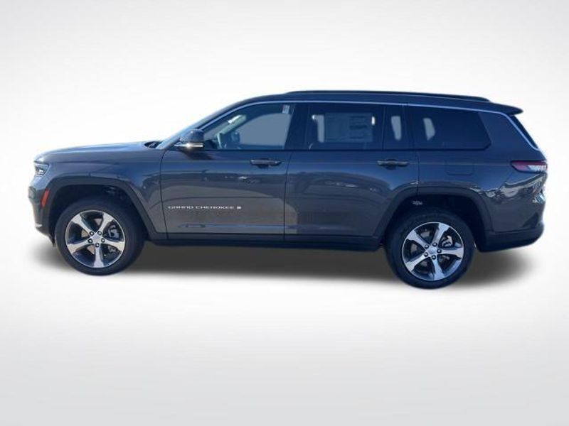 2025 Jeep Grand Cherokee L Limited 4x4