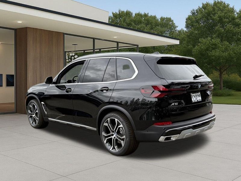New 2026 BMW X5 xDrive40iImage 12