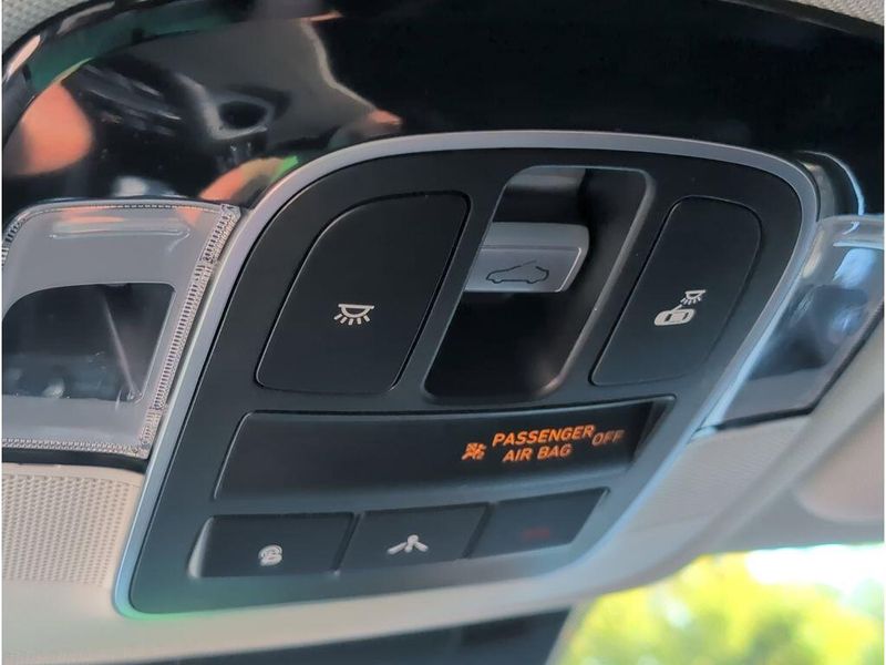 Used 2021 Hyundai Sonata LimitedImage 26