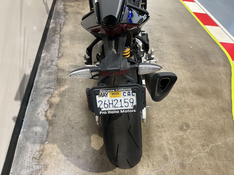 Used 2022 Aprilia Tuono V4 Factory 1100 Image 17