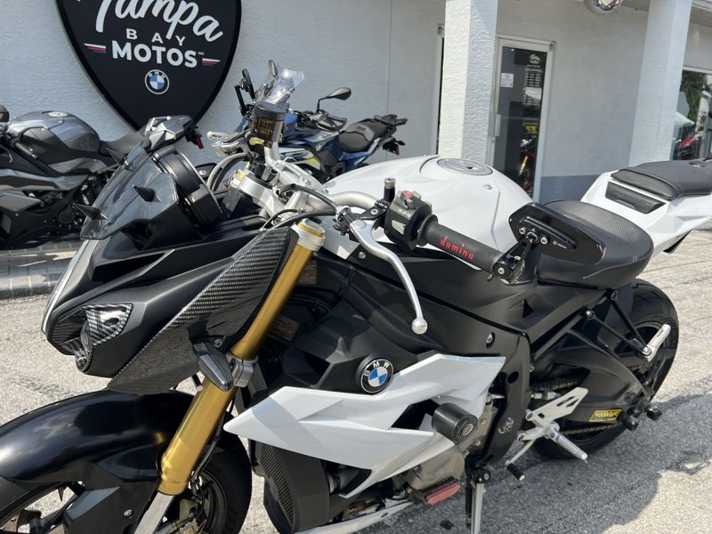 2016 BMW S 1000 R 