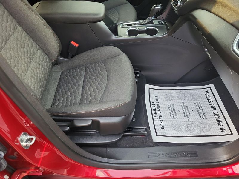 Used 2020 Chevrolet Equinox LTImage 20