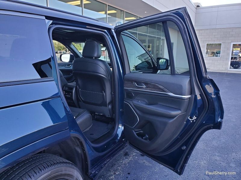 New 2026 Jeep Grand Cherokee Limited Reserve 4x4