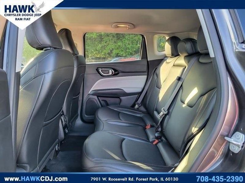 2022 Jeep Compass Limited photo 10
