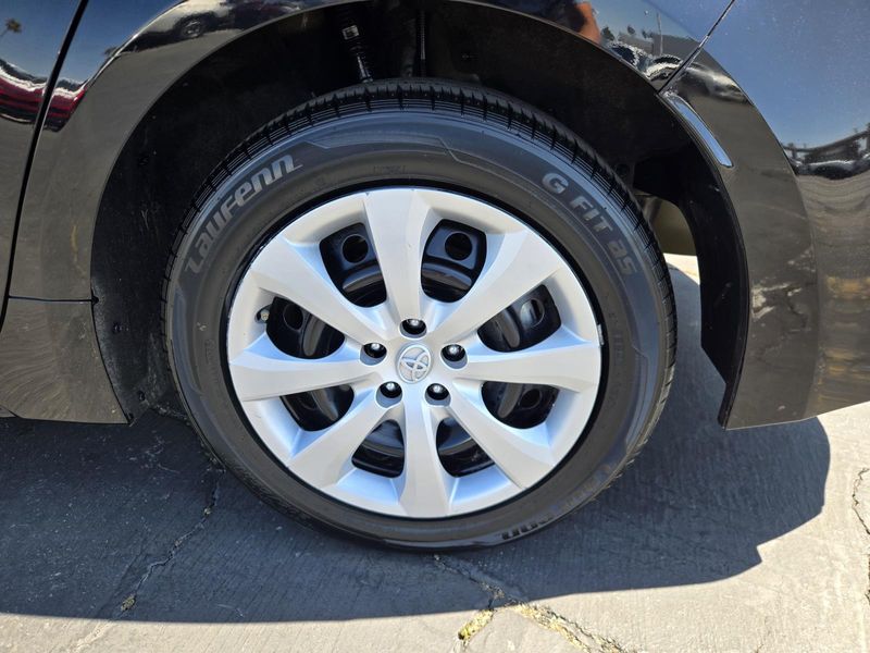 Used 2024 Toyota Corolla LE