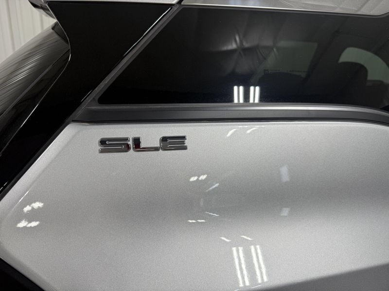 Used 2020 GMC Terrain SLEImage 8
