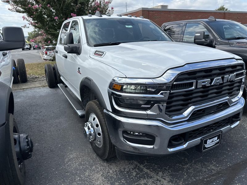 New 2025 RAM 3500 Tradesman Crew Cab Chassis 4x4 60