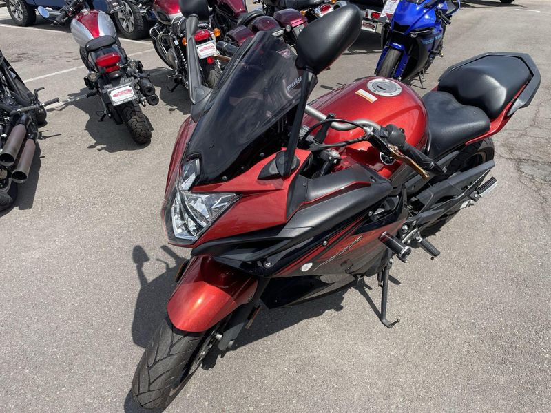 Used 2011 Yamaha FZ6R CA Image 16