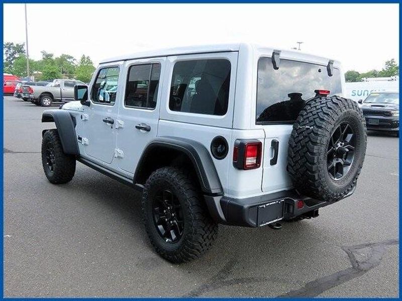 New 2025 Jeep Wrangler WillysImage 5
