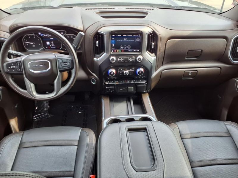 2022 GMC Sierra 2500HD DenaliImage 4