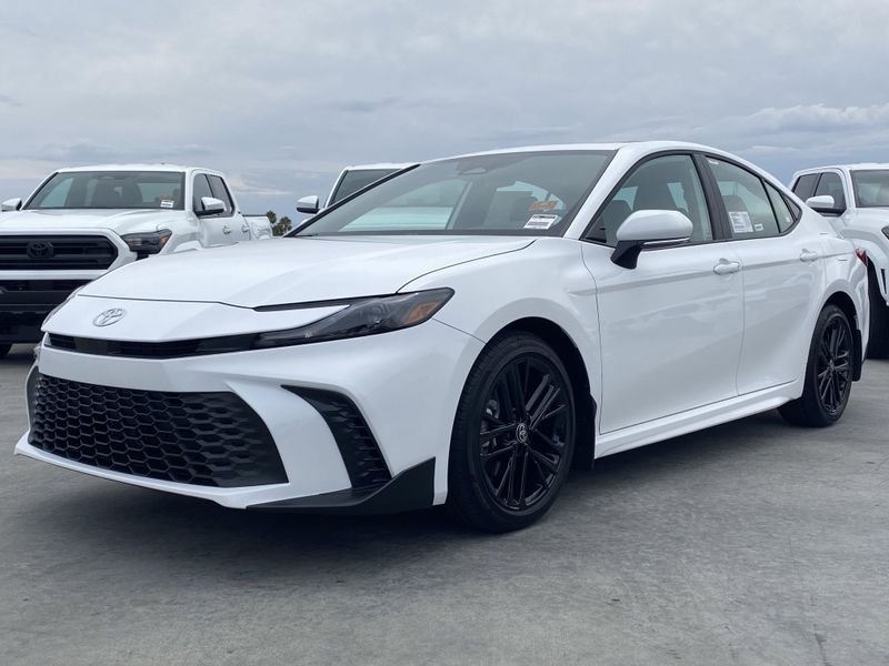 New 2025 Toyota Camry Image 6