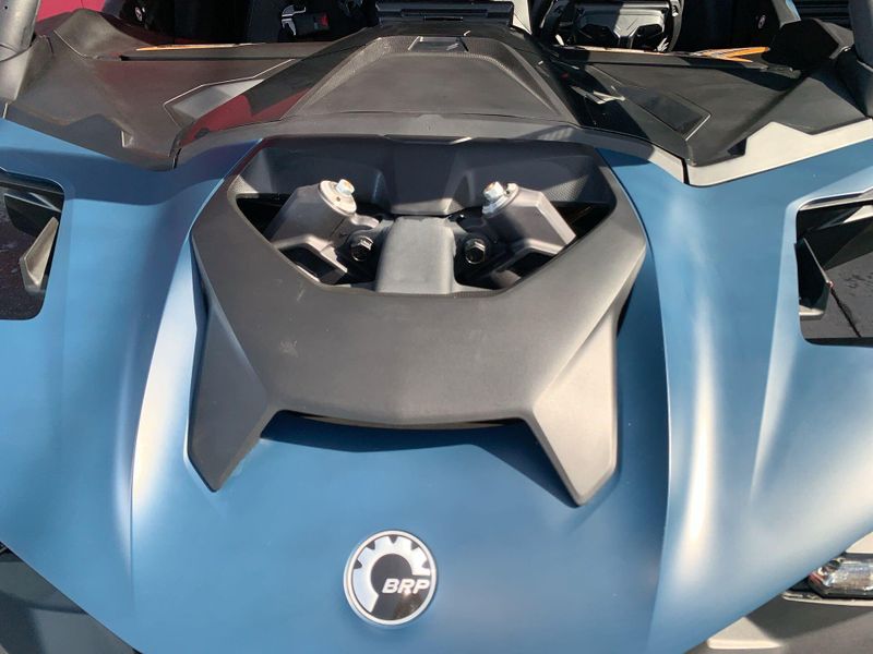 2025 Can-Am MAVERICK R X RS 999T DCT Image 27