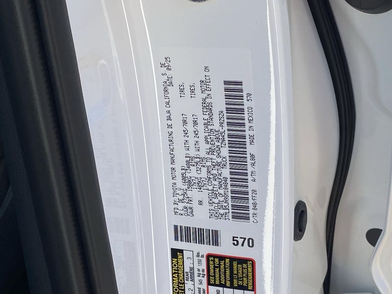 New 2025 Toyota Tacoma SR5Image 20