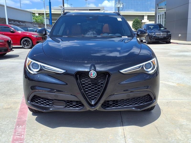 2022 Alfa Romeo Stelvio VeloceImage 11