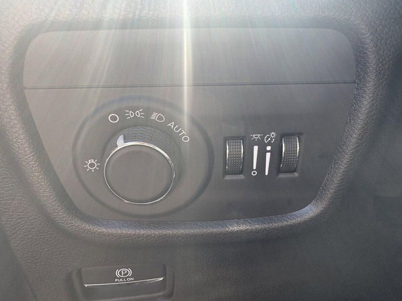 2024 Jeep Grand Cherokee L Altitude XImage 29