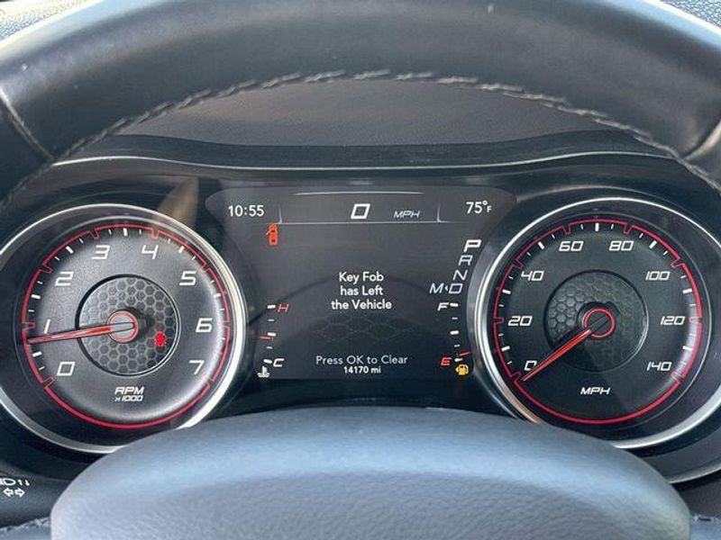 Used 2023 Dodge Charger SXTImage 29