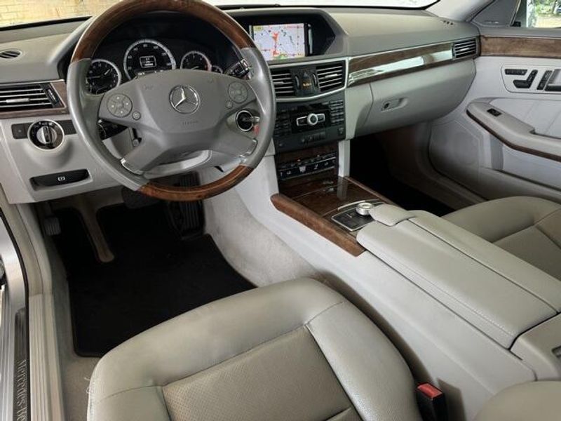 2012 Mercedes-Benz E-Class E 350Image 2