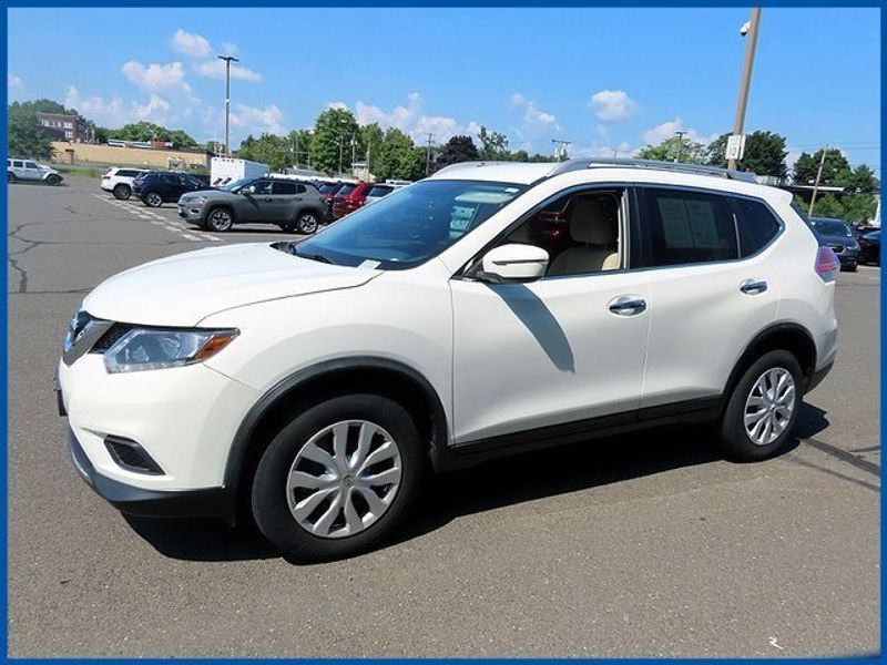 2016 Nissan Rogue SImage 1