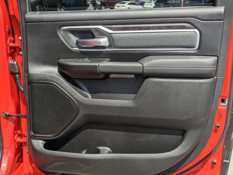 2023 RAM 1500 Big Horn Crew Cab 4x4 5