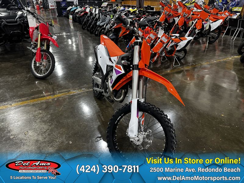 2024 KTM 350 SX-F  in a ORANGE exterior color. Del Amo Motorsports of Redondo Beach (424) 304-1660 delamomotorsports.com 