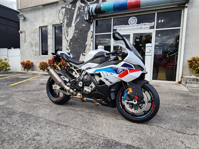 2026 BMW S 1000 RRImage 10