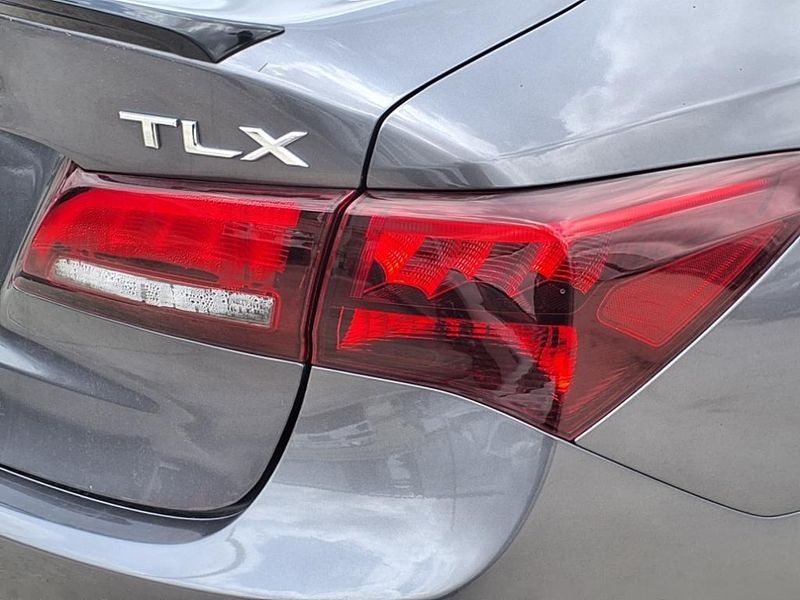 2019 Acura TLX 2.4L Technology Pkg w/A-Spec PkgImage 10