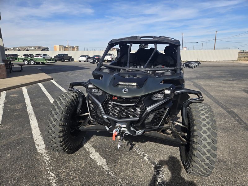 NEW 2026 CAN-AM MAVERICK R X RC WITH SMARTSHOX 999T DCT Image 5