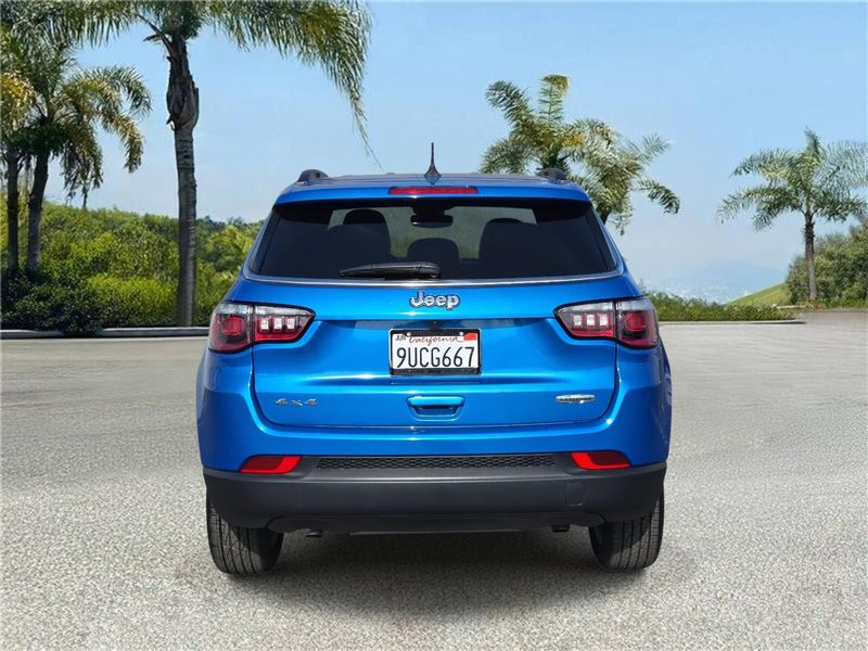 Used 2025 Jeep Compass Latitude 4x4