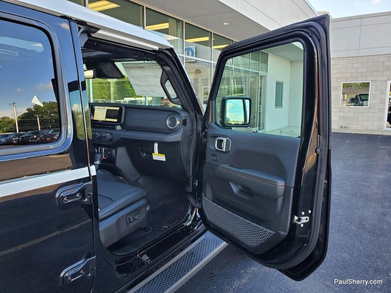 New 2026 Jeep Wrangler 4-door Sahara