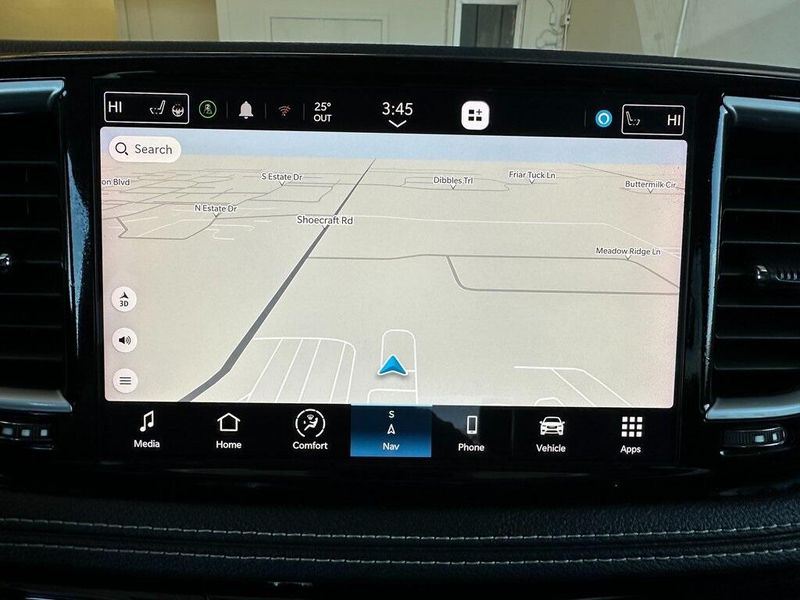 2023 Chrysler Pacifica LimitedImage 4