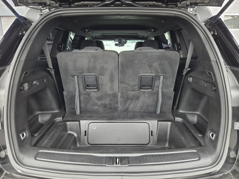 Used 2024 Jeep Grand Cherokee L Laredo X 4x2