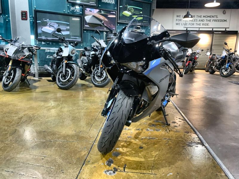 New 2026 Kawasaki NINJA ZX-6R ABS Image 20