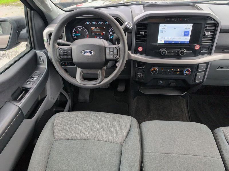 2023 Ford F-150 XLTImage 29