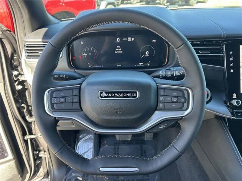 2026 Jeep Grand Grand Wagoneer Wagoneer Limited Reserve 4x4Image 19