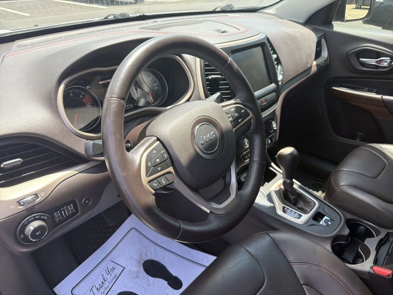 Used 2016 Jeep Cherokee TrailhawkImage 30