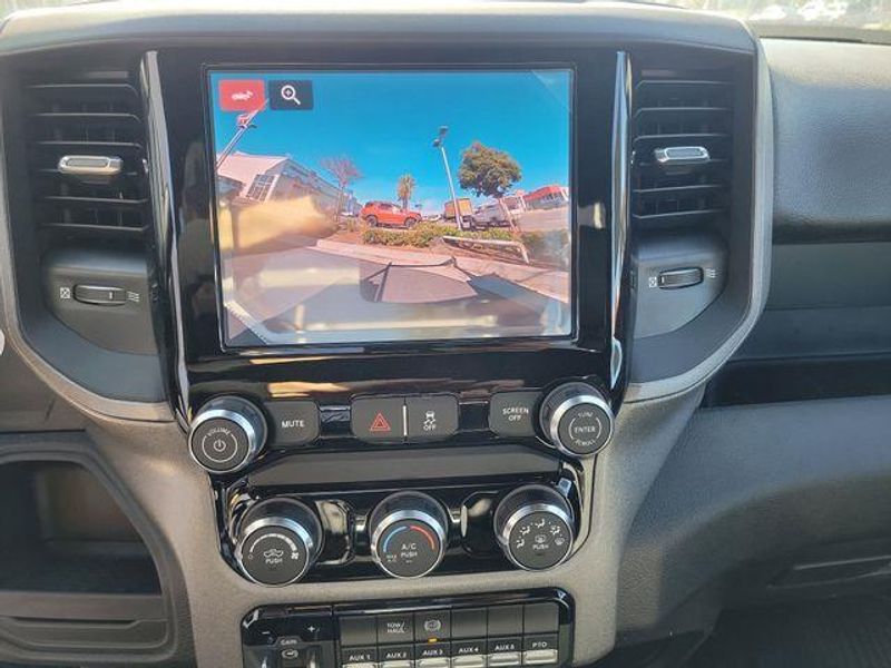 New 2025 RAM 3500 Tradesman Chassis Regular Cab 4x2 84' Ca
