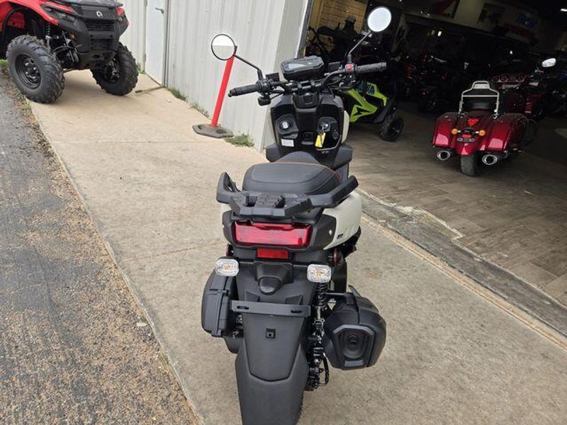 NEW 2026 YAMAHA ZUMA 125 Image 10
