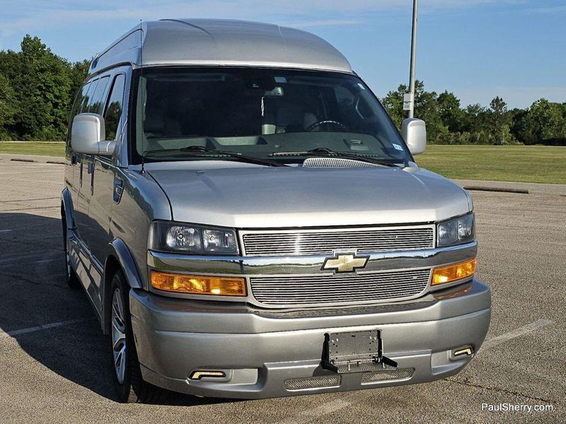 Used 2021 Chevrolet Express Passenger LSImage 18