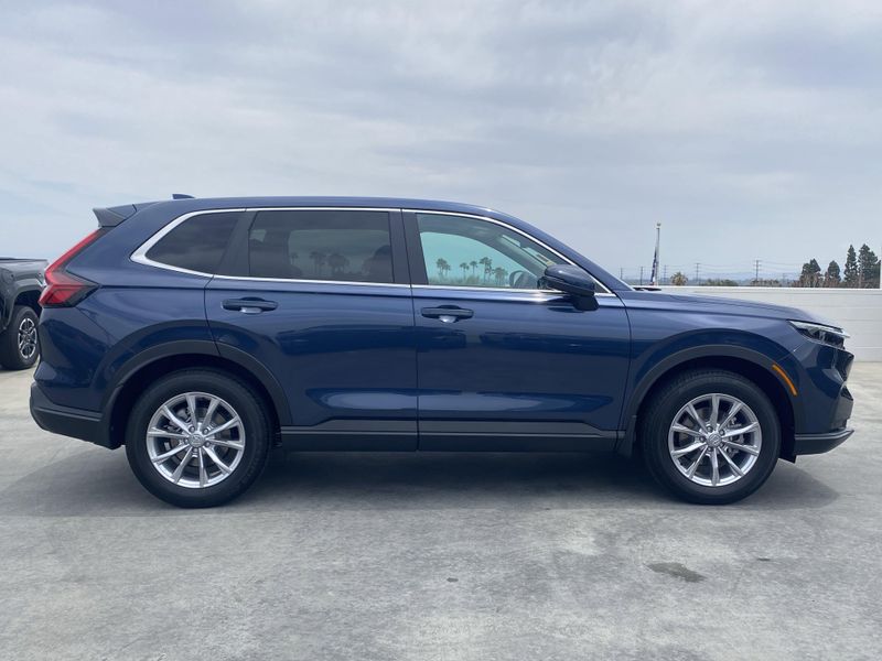 Used 2025 Honda CR-V EX-LImage 3