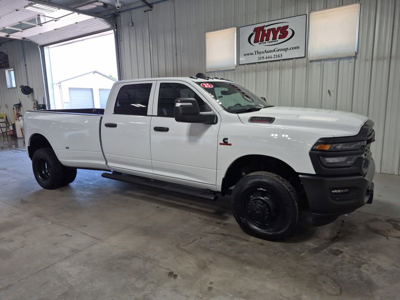 New 2025 RAM 3500 Tradesman Crew Cab 4x4 8