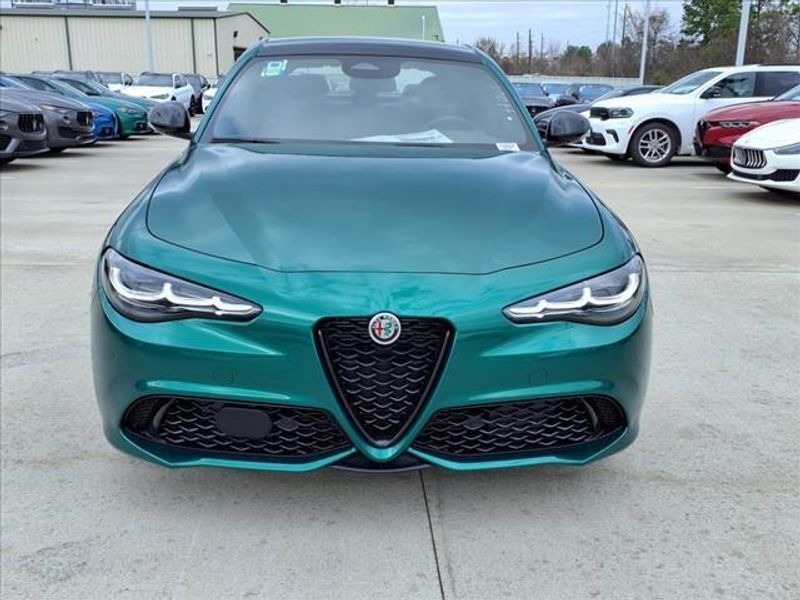 2025 Alfa Romeo Giulia Image 11