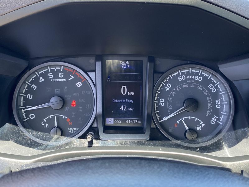 Used 2022 Toyota Tacoma TRD SportImage 28