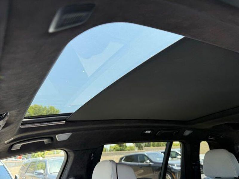 Used 2026 BMW X7 xDrive40iImage 21