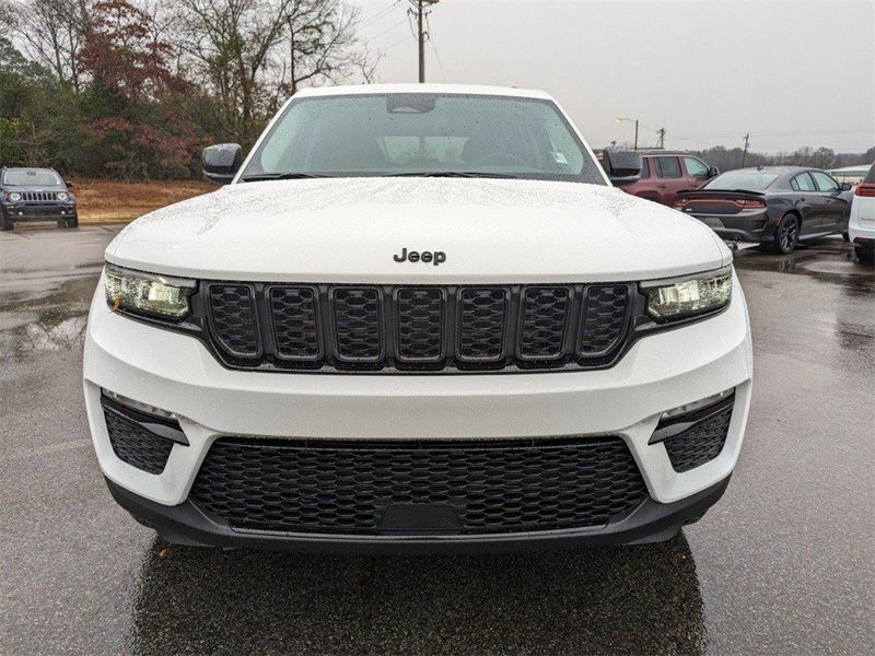 2023 Jeep Grand Cherokee Limited 4x4Image 9
