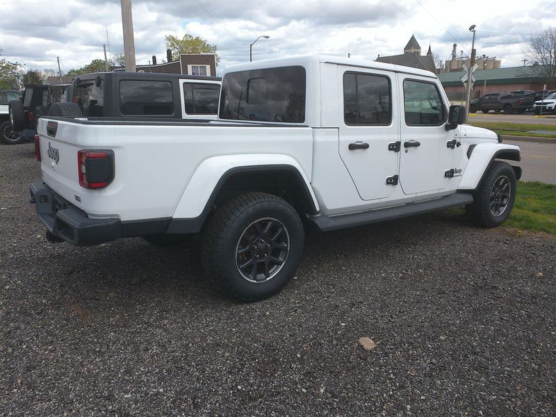 2020 Jeep Gladiator Image 22