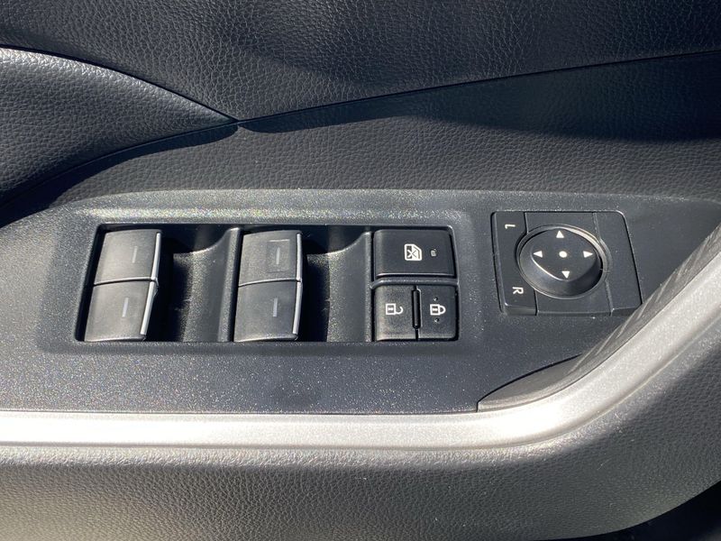 2023 Toyota RAV4 XLEImage 20