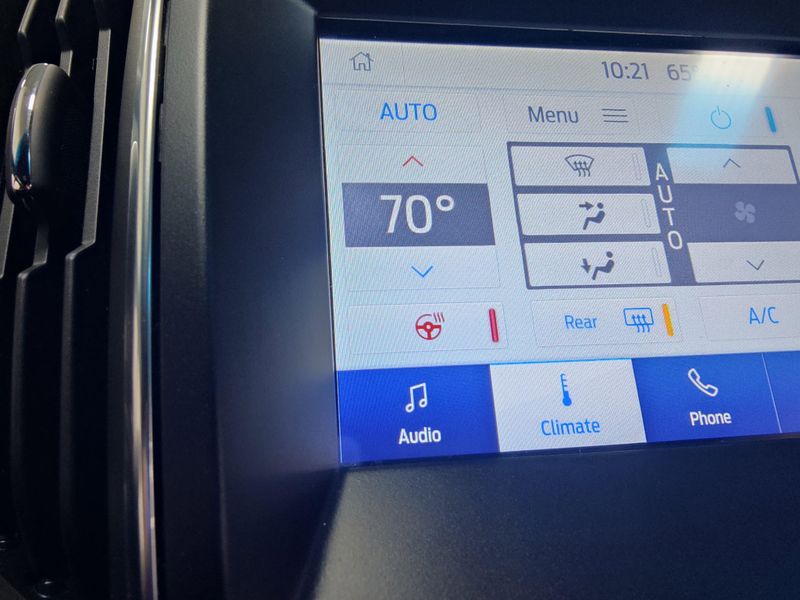 2019 Ford Edge ST AWDImage 21