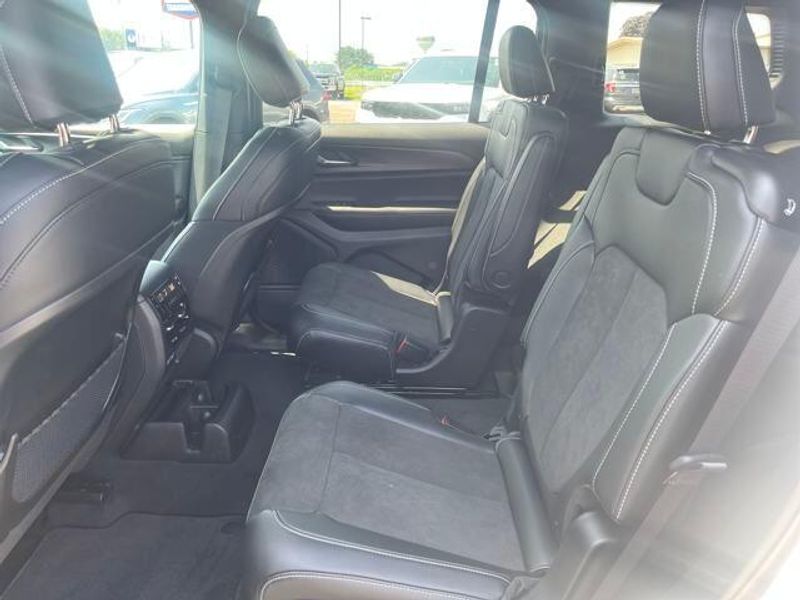 2025 Jeep Grand Cherokee Altitude X2025 Jeep Grand Cherokee L Altitude X 4x4